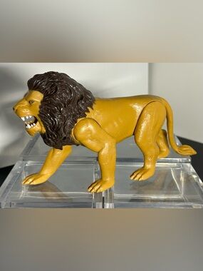 Lion Toy King of the Jungle Adjustable Figurine